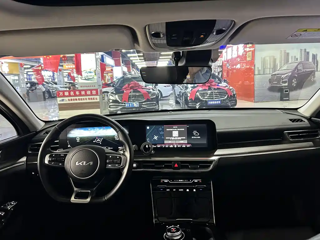 Kia K5 — миниатюра 20
