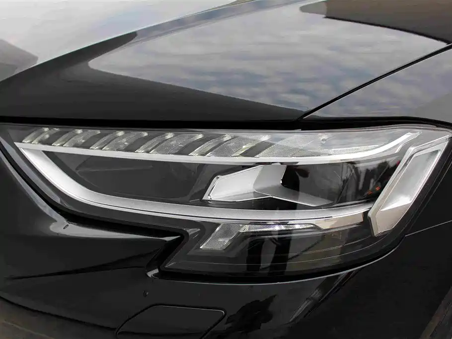 Audi A8 — миниатюра 18