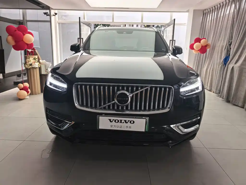 Volvo XC90 2022 E T8 Luxury 7 мест