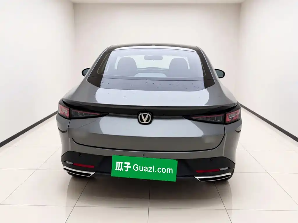 Changan Eado — миниатюра 5