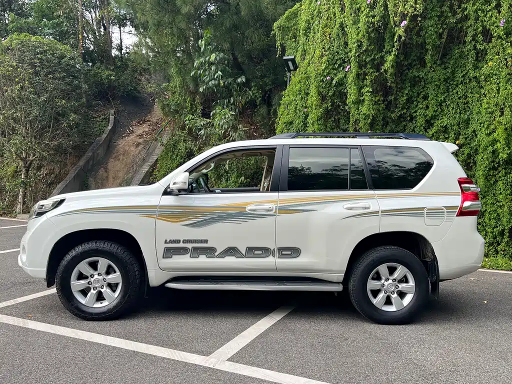 Toyota Prado — миниатюра 12