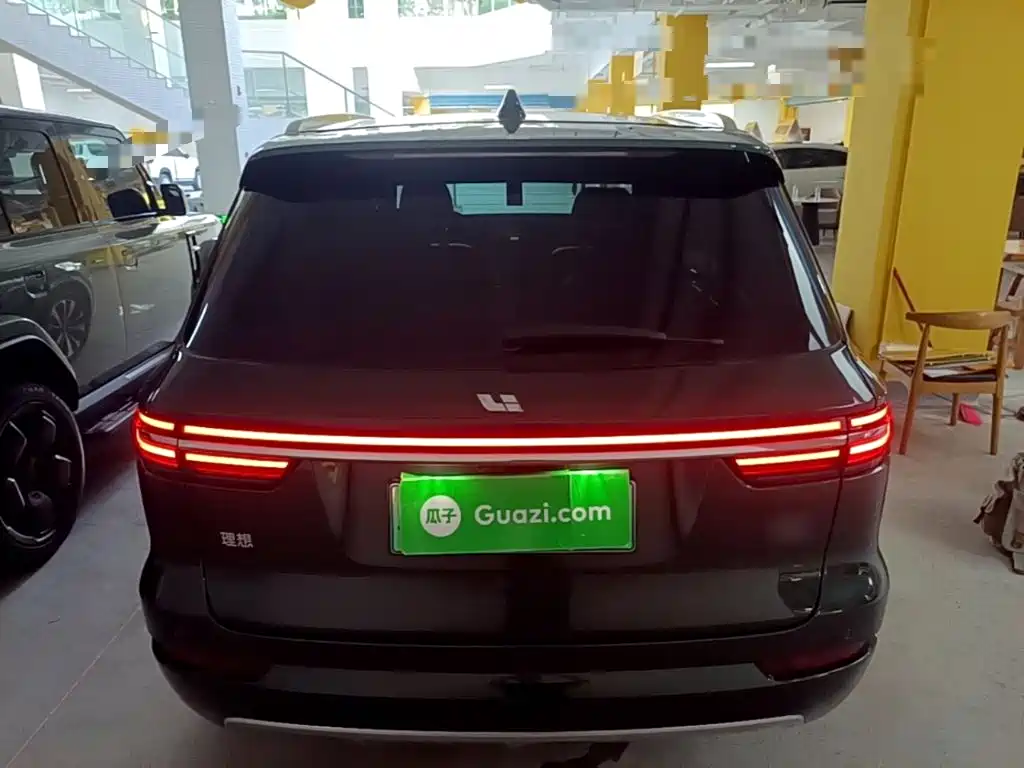 Li Auto Li ONE — миниатюра 6
