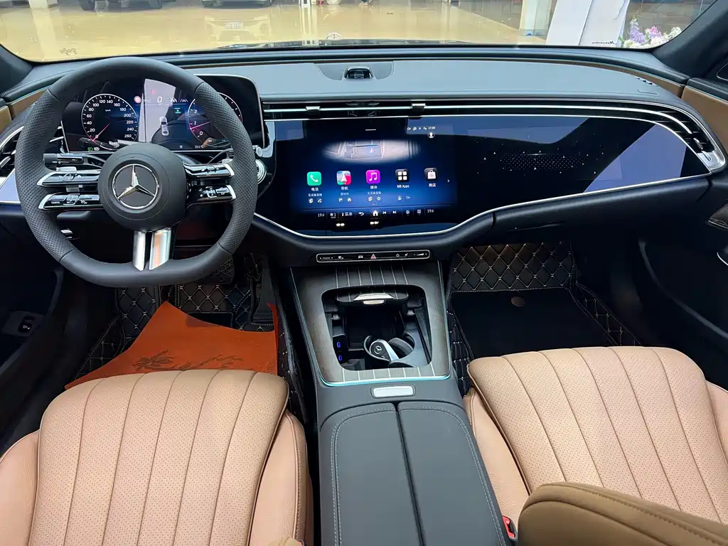 Mercedes-Benz E-Class — миниатюра 19