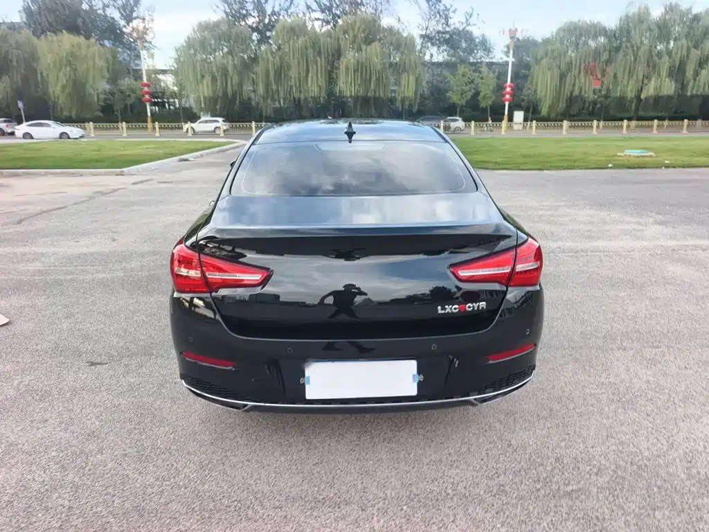 Hongqi Hongqi H5 — миниатюра 11