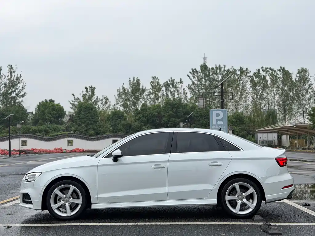 Audi A3 — миниатюра 4