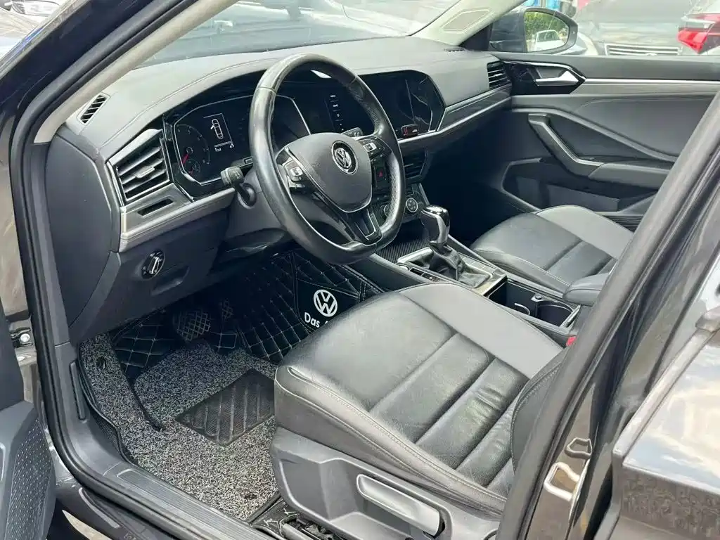 Volkswagen Sagitar — миниатюра 4