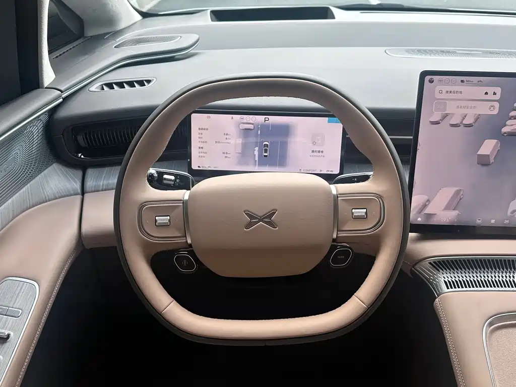 XPeng X9 - фото 19