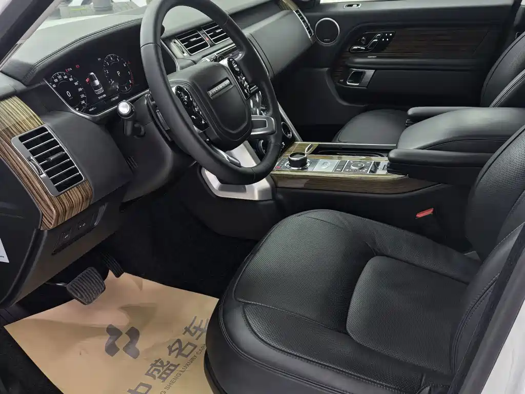 Land Rover Range Rover — миниатюра 14