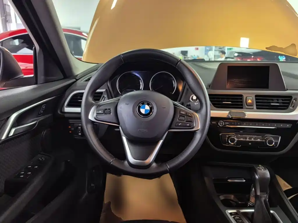 BMW 1 Series — миниатюра 11