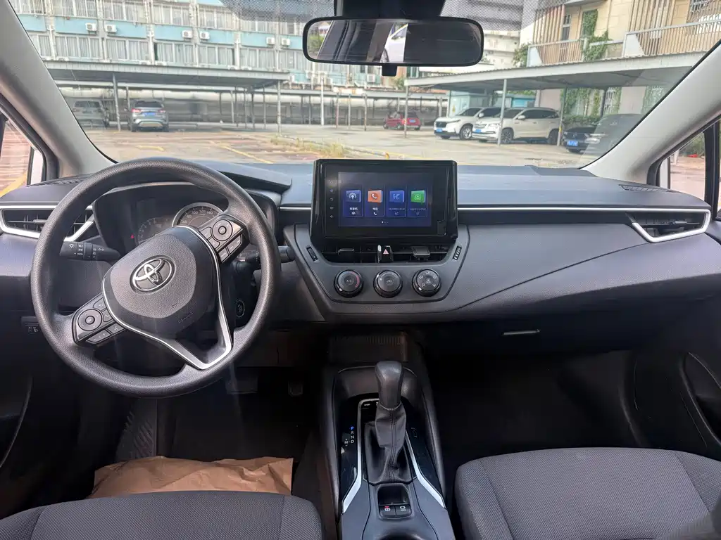 Toyota Corolla — миниатюра 6