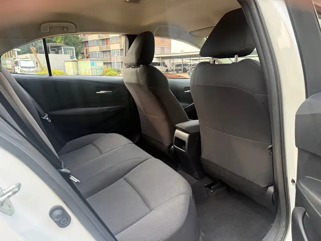 Toyota Corolla — миниатюра 8