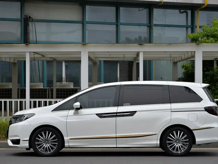 Honda Elysion 2022 2.0L e:HEV Luxury