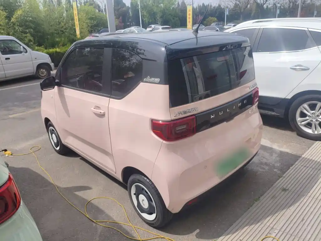 Wuling MINIEV — миниатюра 5