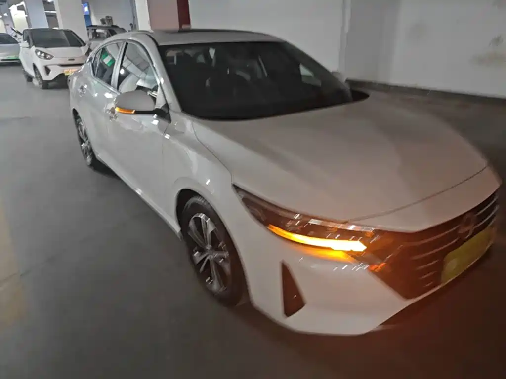 Nissan Sylphy — миниатюра 4