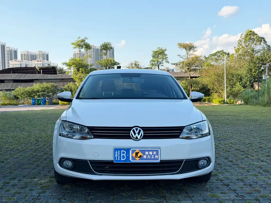 Volkswagen Sagitar — миниатюра 2