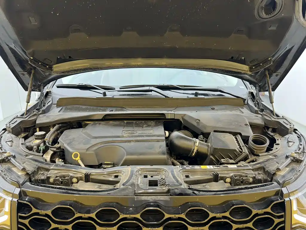 Land Rover Discovery Sport — миниатюра 9