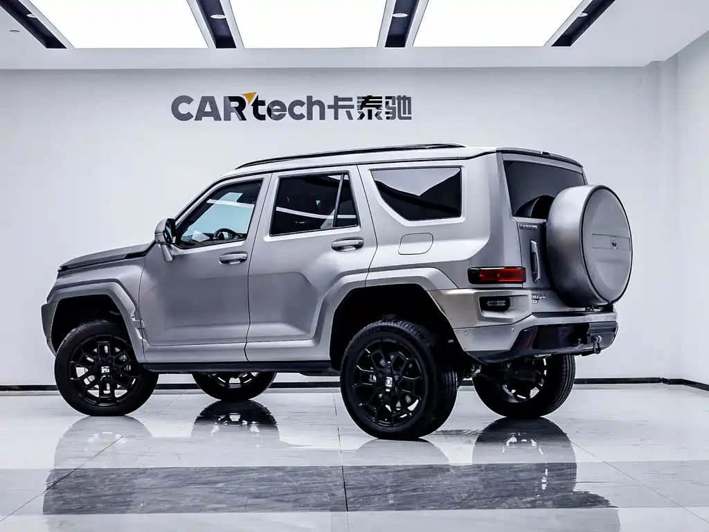 TANK TANK 700 NEW ENERGY