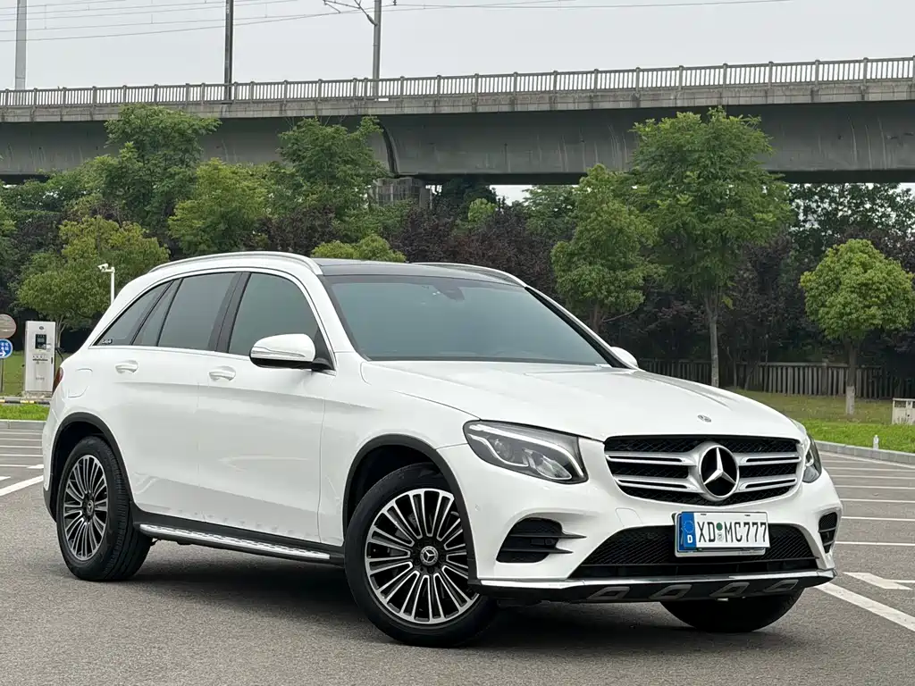 Mercedes-Benz GLC 2018 GLC 260 4MATIC