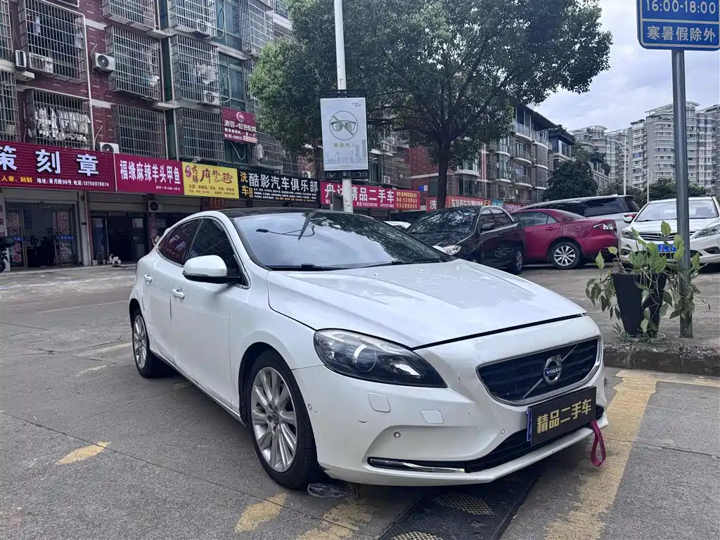 Volvo V40 2015 1.6T