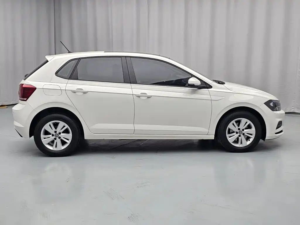 Volkswagen Polo — миниатюра 8