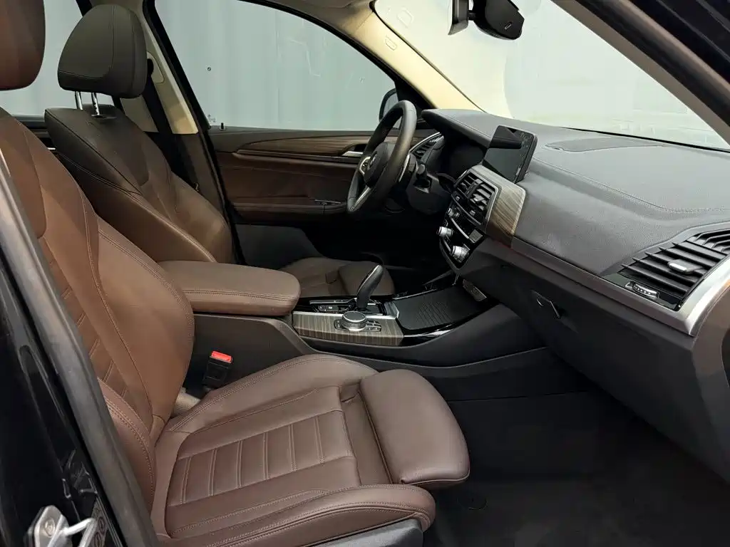 BMW X3 — миниатюра 29