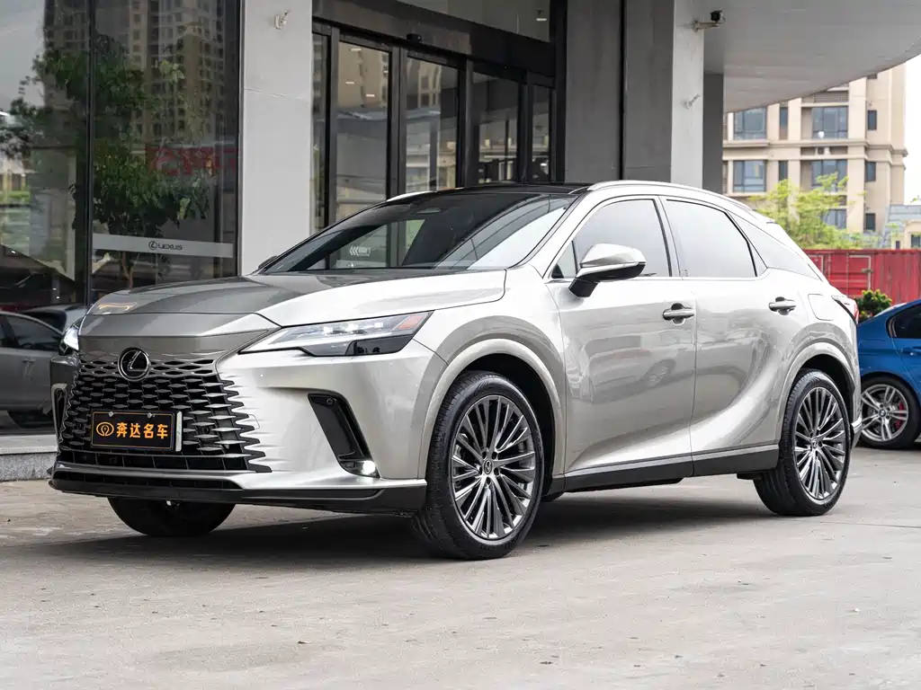 Lexus RX 2023