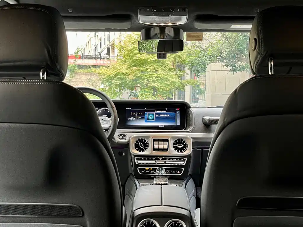 Mercedes-Benz G-Class — миниатюра 13