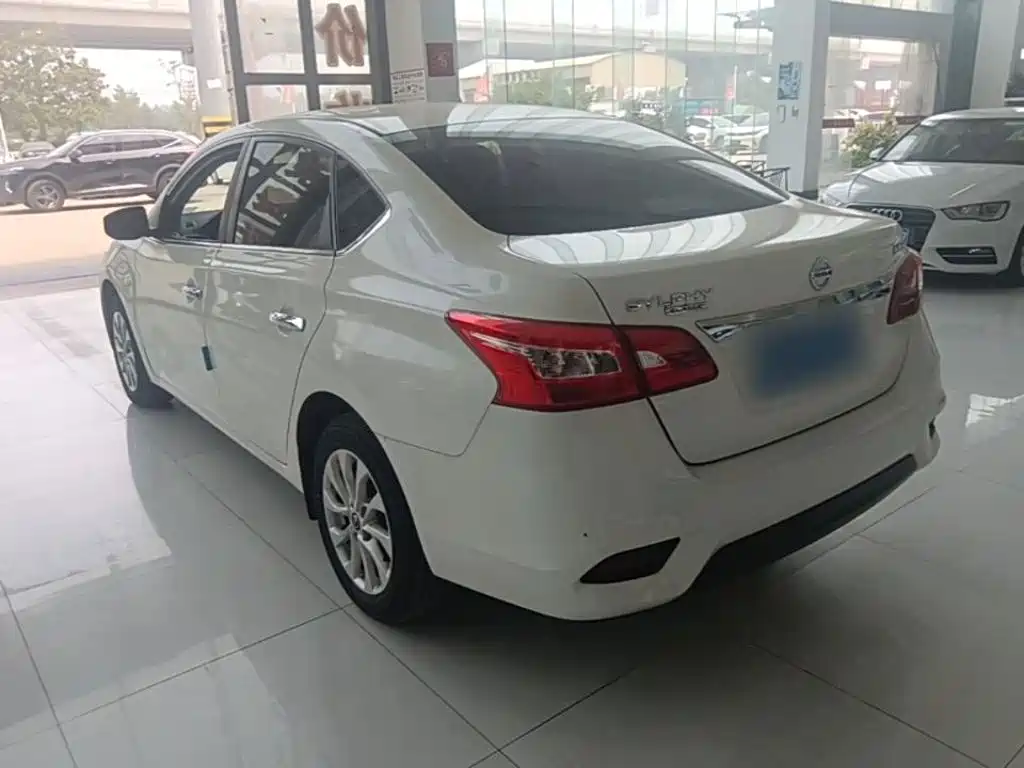 Nissan Sylphy 2024 1.6XE CVT Comfort