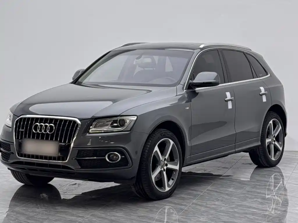 Audi Q5 (Import)