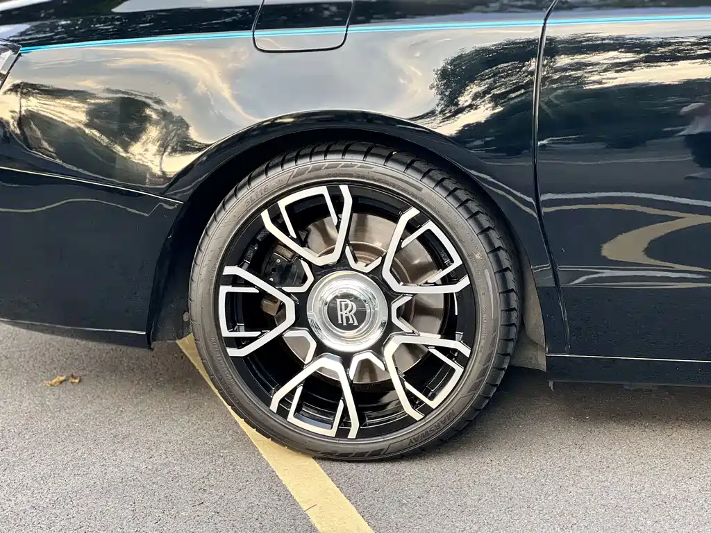 Rolls-Royce Ghost — миниатюра 34
