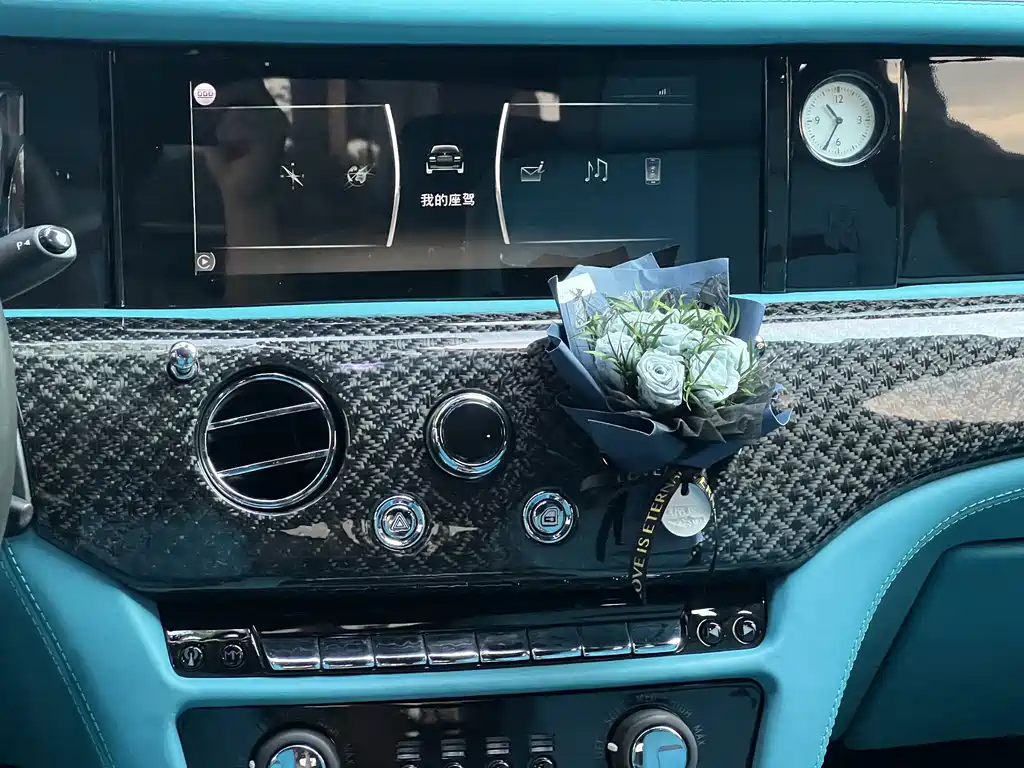 Rolls-Royce Ghost — миниатюра 31