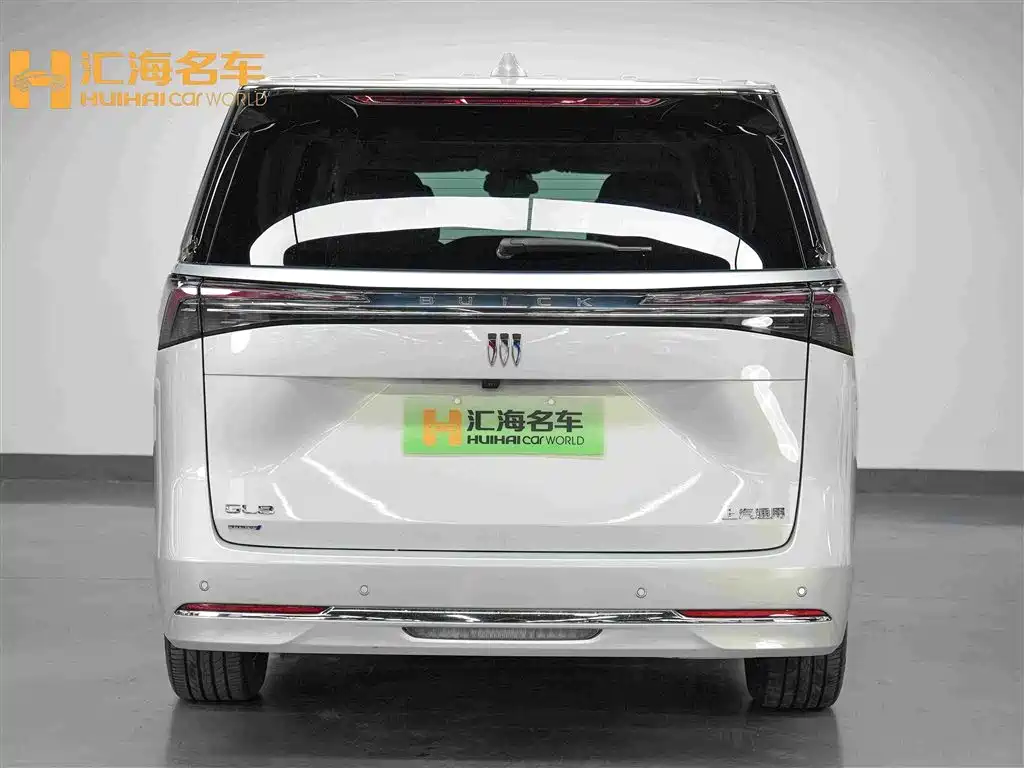 Buick GL8 Hybrid — миниатюра 5