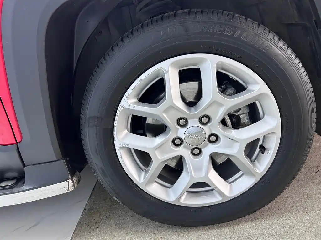 Jeep Renegade 2017 180T AT