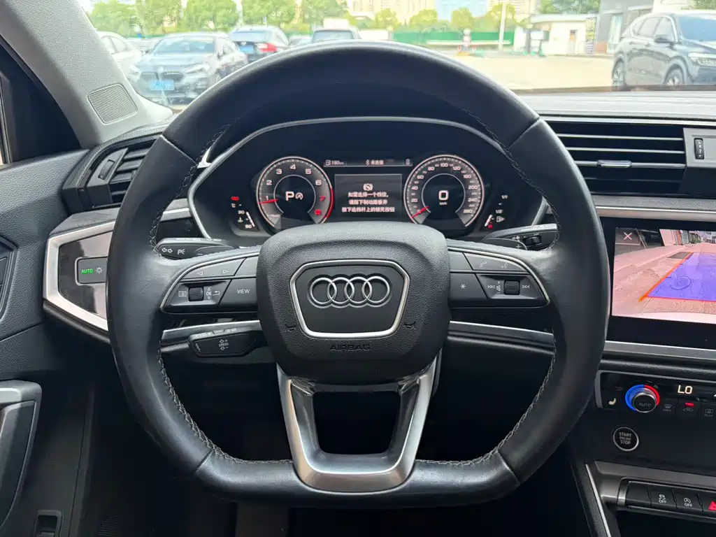 Audi Q3 — миниатюра 14