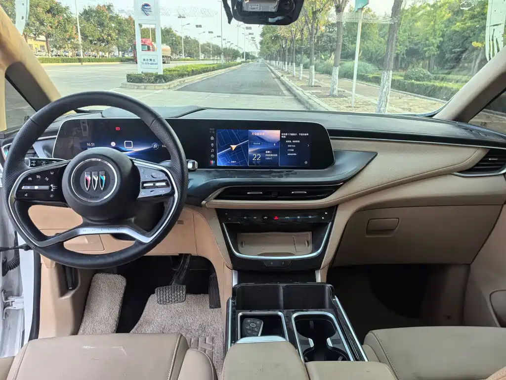 Buick GL8 Hybrid — миниатюра 9