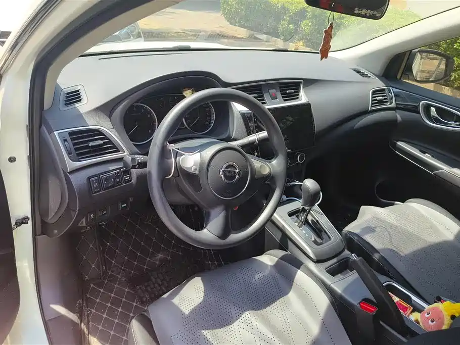 Nissan Sylphy 2024 1.6XE CVT Comfort