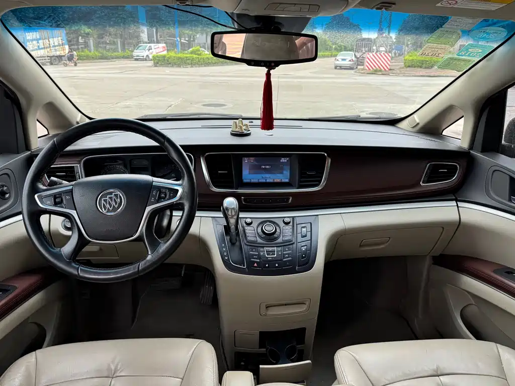 Buick GL8 2014 2.4L LT Luxury Executive