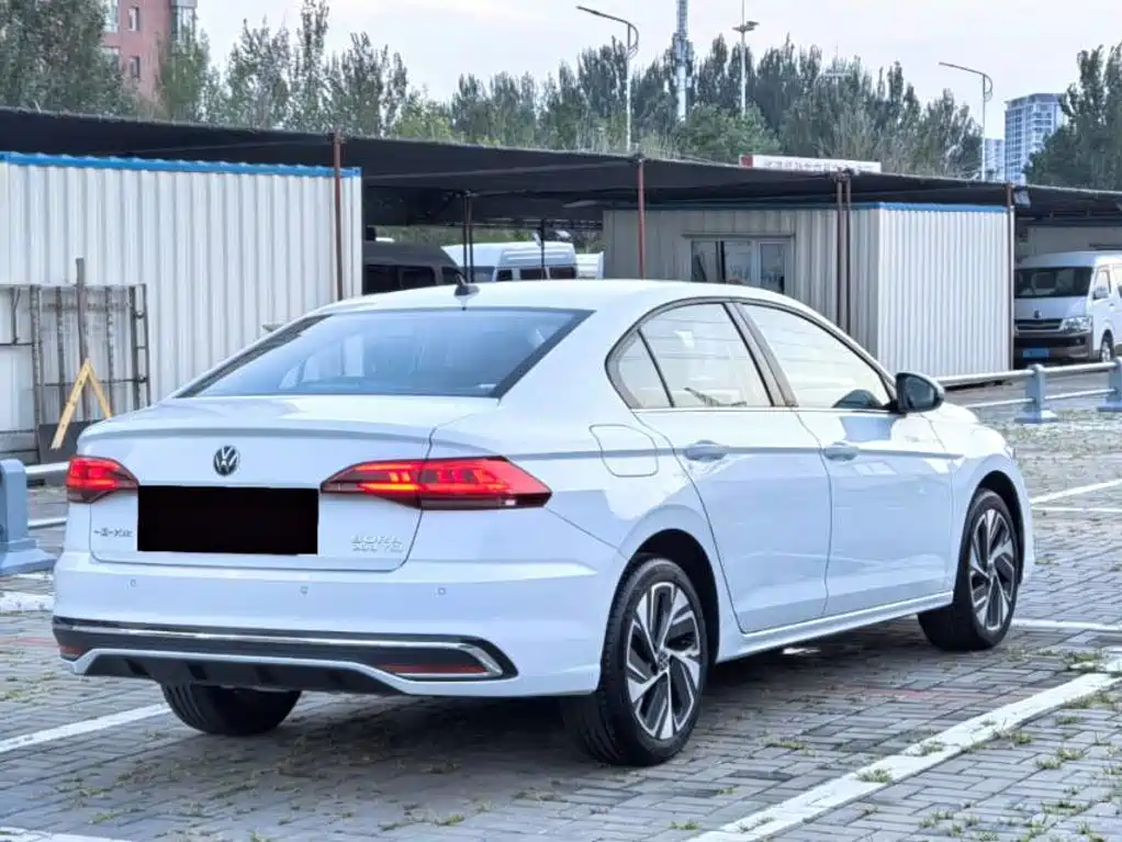 Volkswagen Bora — миниатюра 8