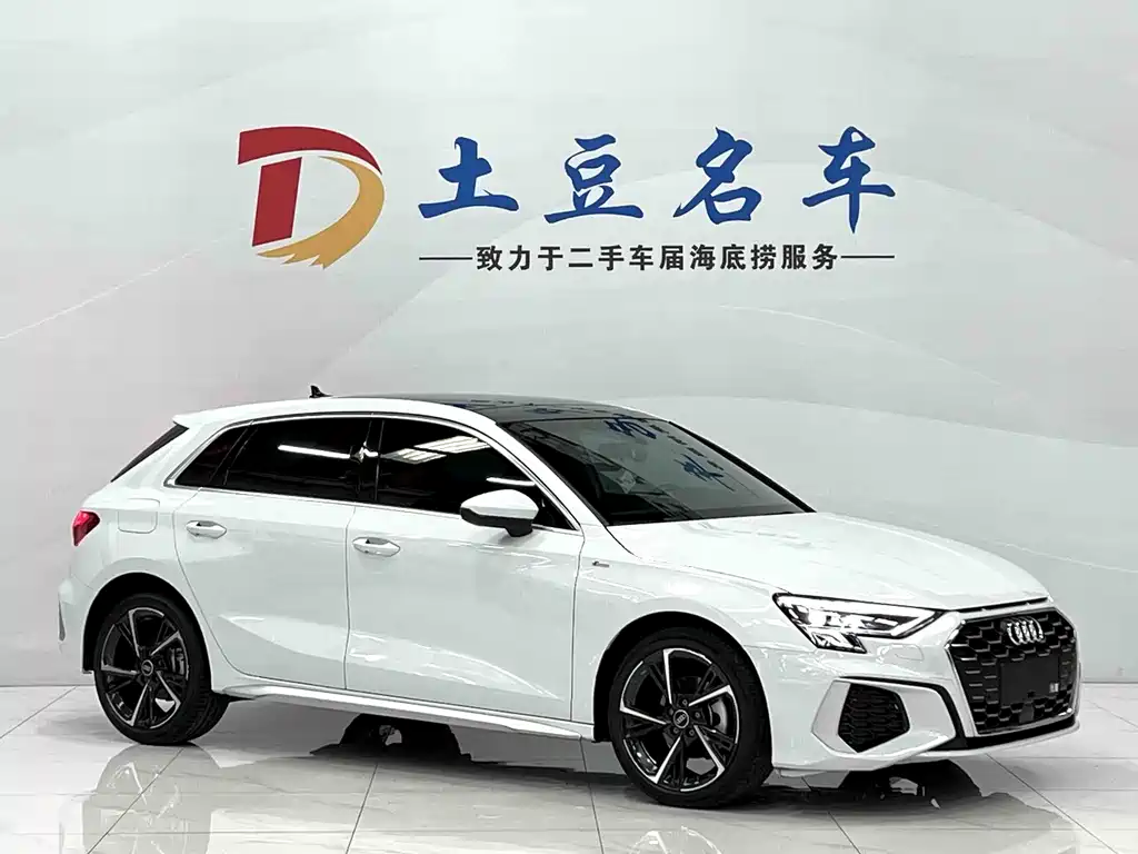 Audi A3 2023 Sportback 35 TFSI Fashion Sport