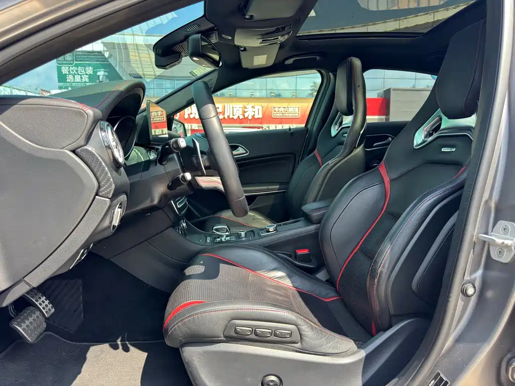 Mercedes-Benz A-Class AMG (Import) — миниатюра 9