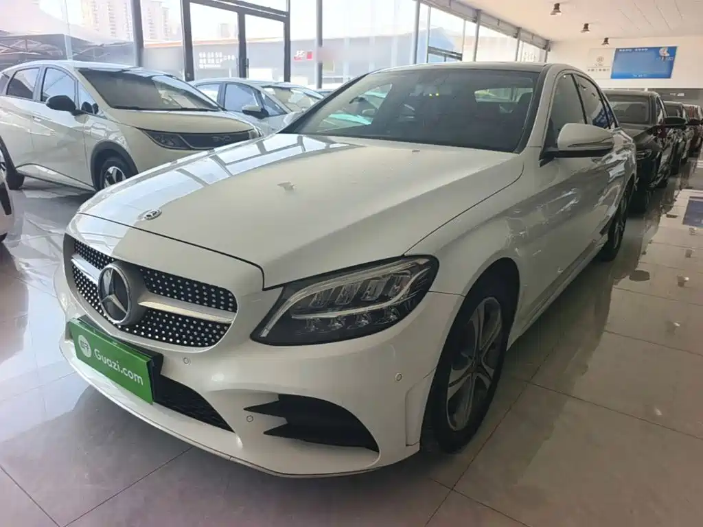 Mercedes-Benz C-Class 2019