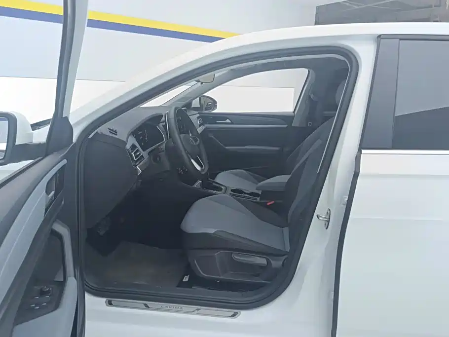 Volkswagen Lavida — миниатюра 9