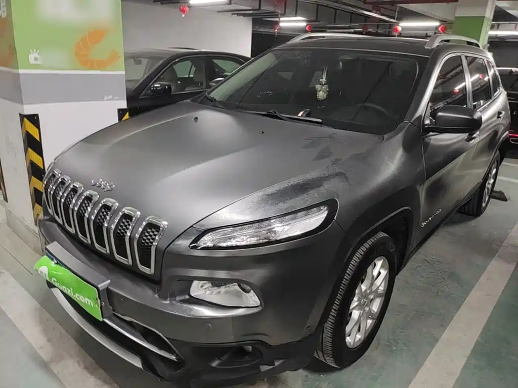 Jeep Cherokee