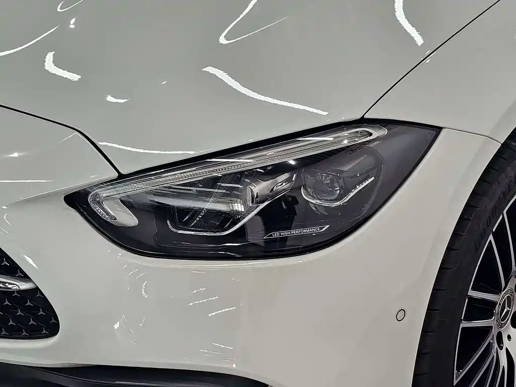 Mercedes-Benz C-Class — миниатюра 5