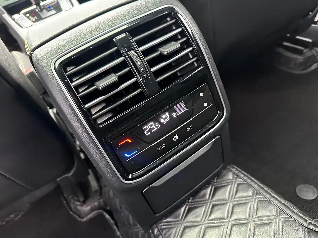 Volkswagen FAW - Passat CC CC 2024 380TSI