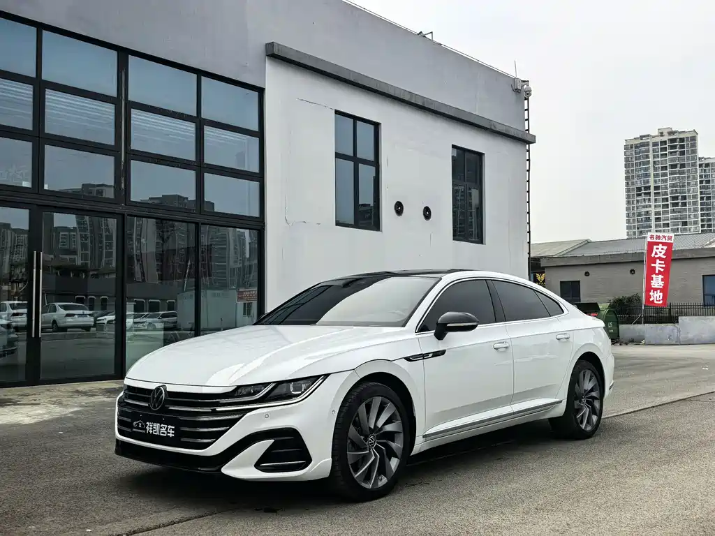 Volkswagen CC 2025