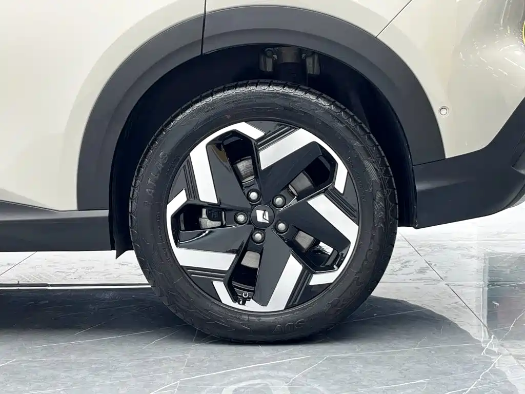 Baojun Yunhai — миниатюра 24