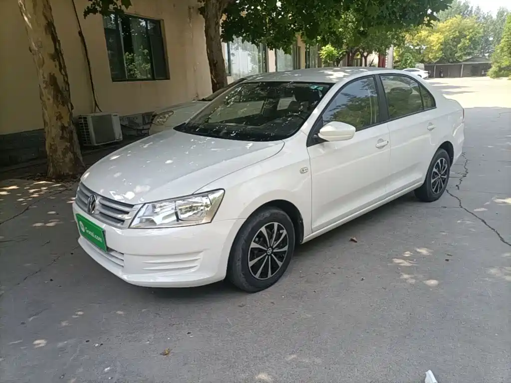 Volkswagen Santana — миниатюра 2