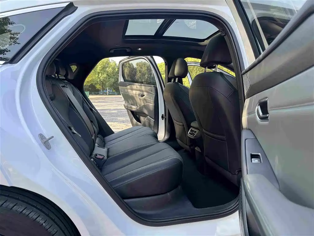 BYD Qin L — миниатюра 18