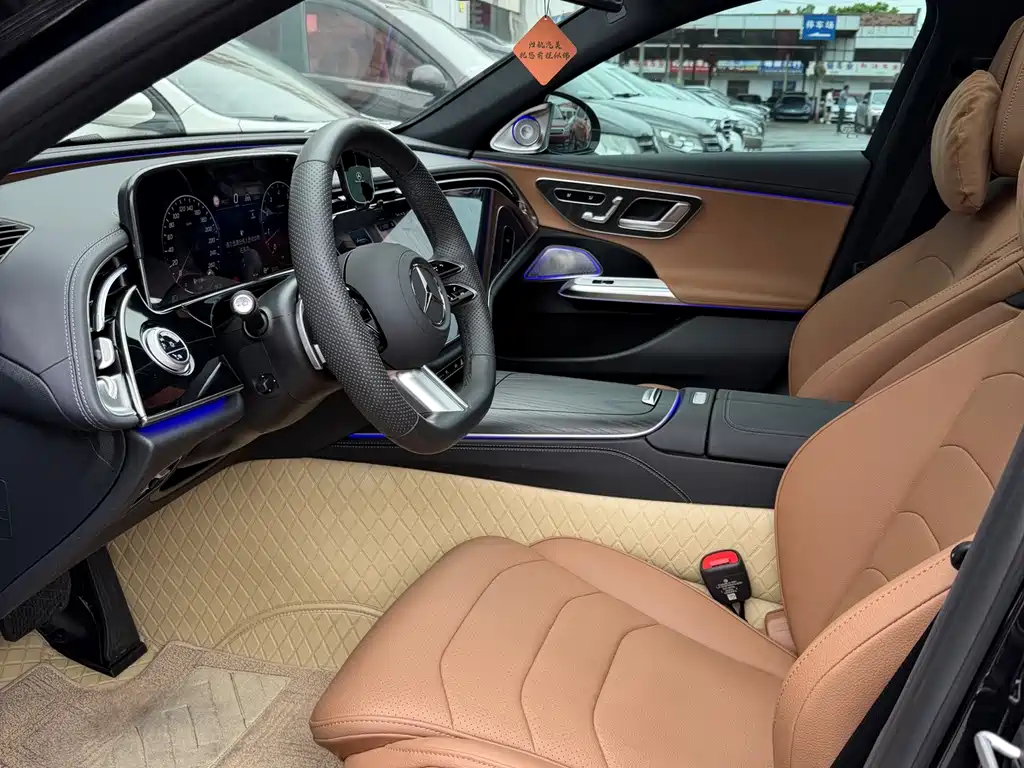 Mercedes-Benz E-Class — миниатюра 3